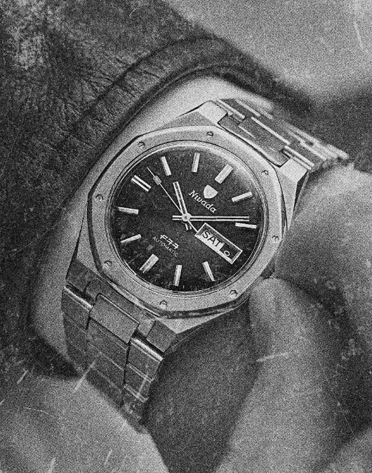 The Nivada F77 with integrated steel bracelet