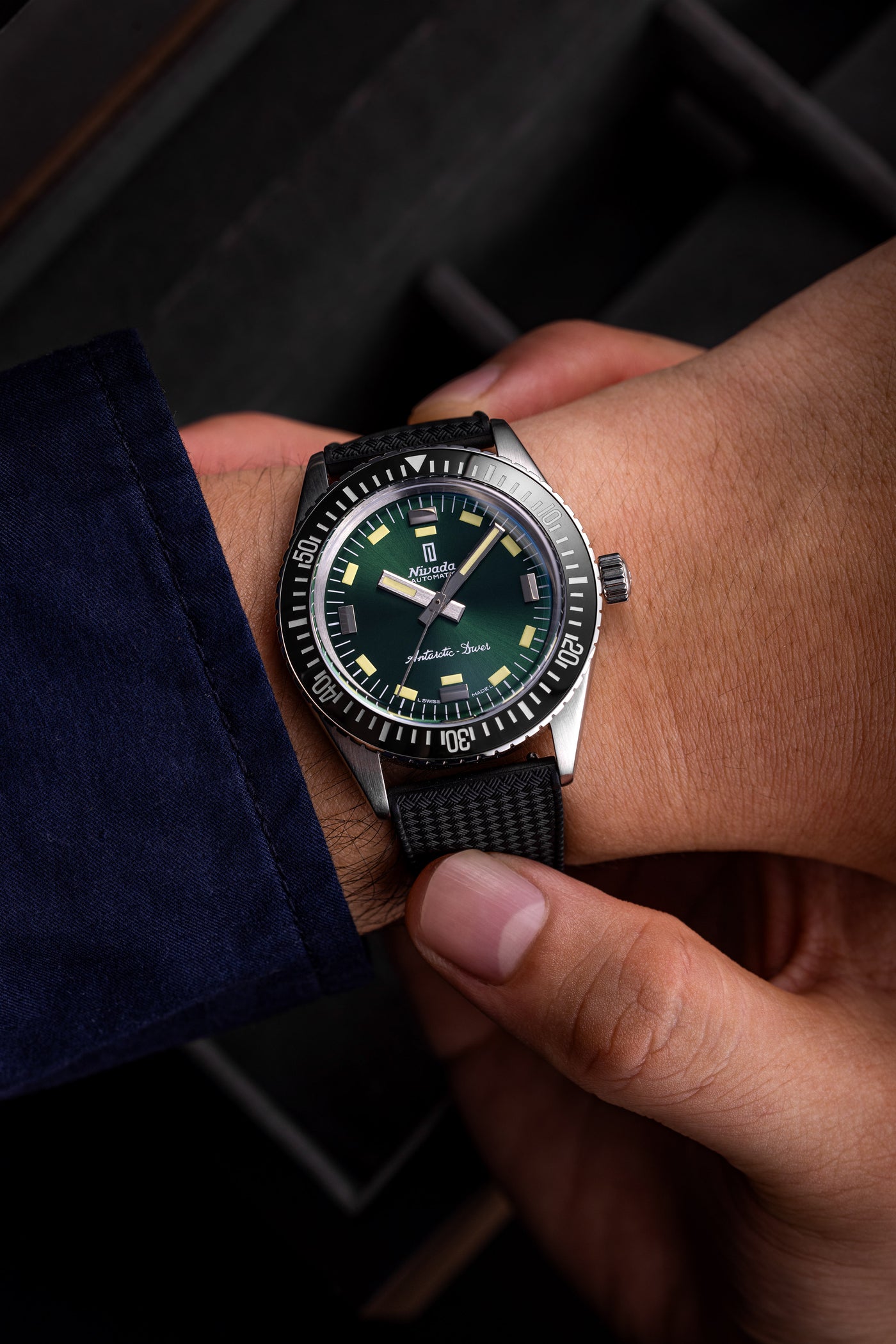 Antarctic Diver Green