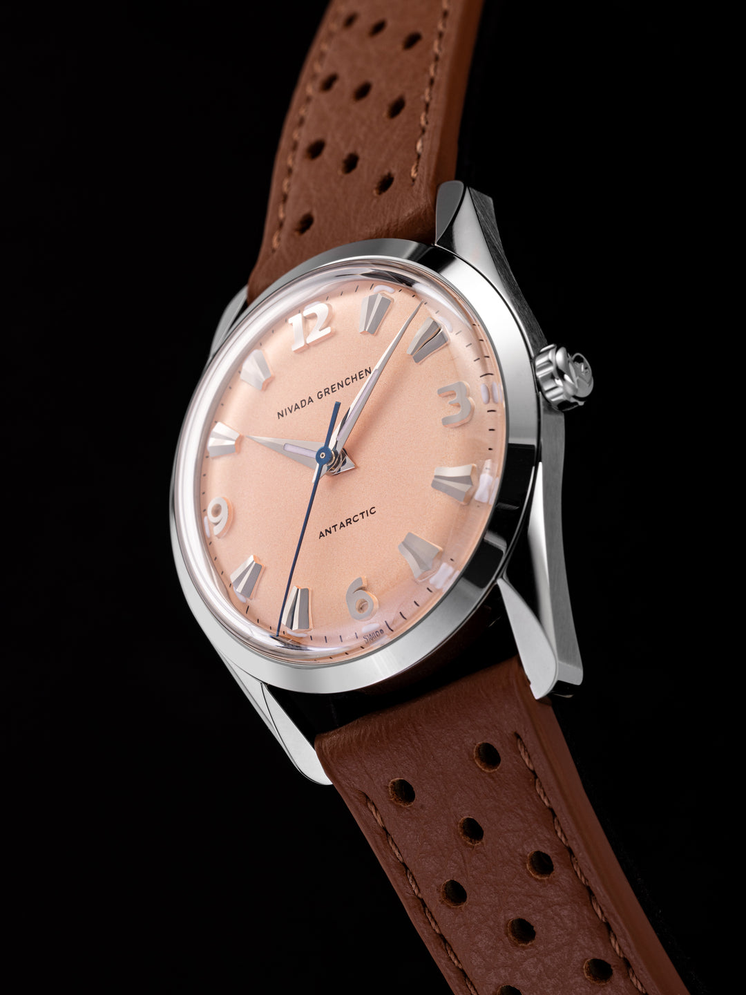 Antarctic 35 mm - Salmon No date – Nivada Grenchen
