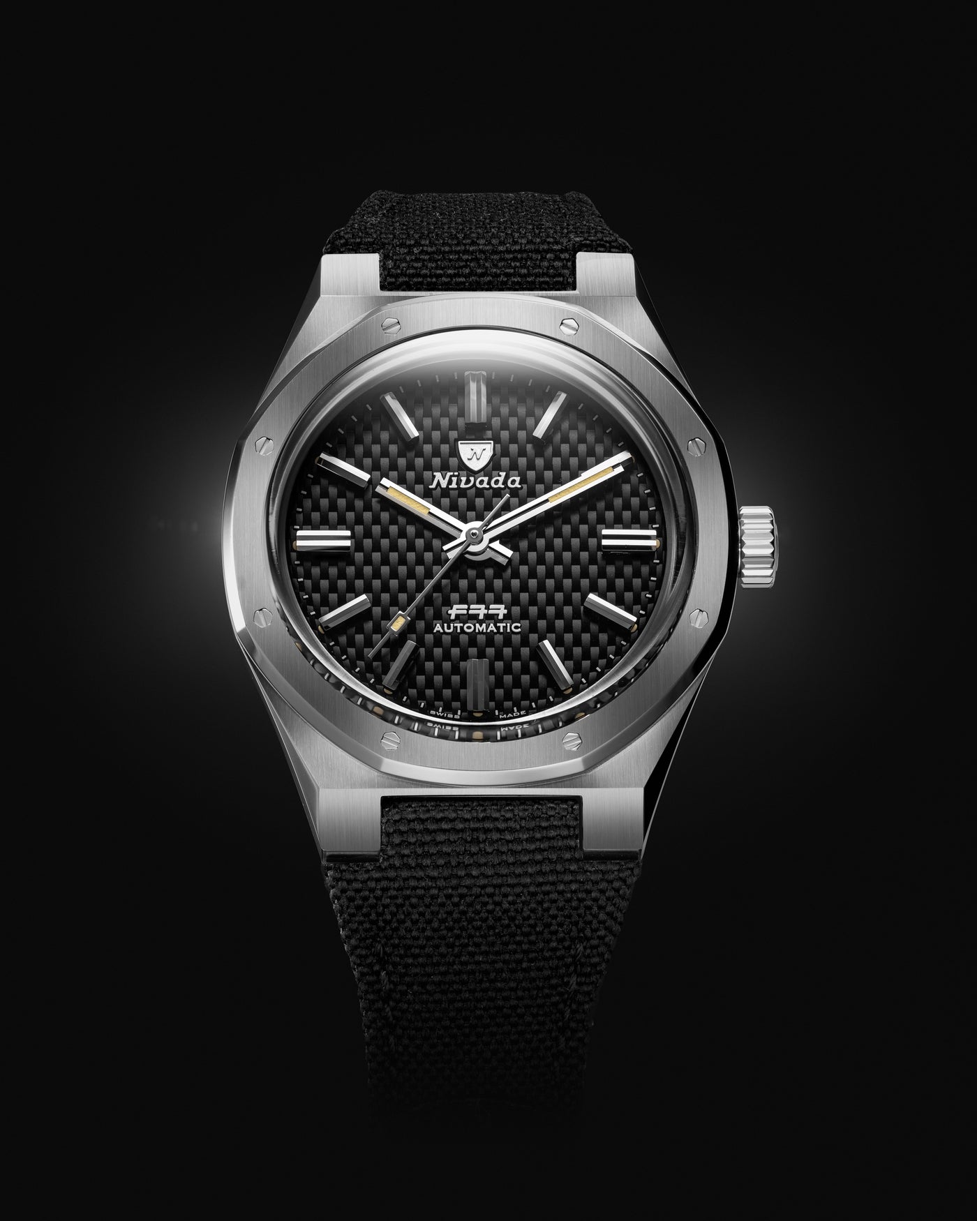 F77 Black