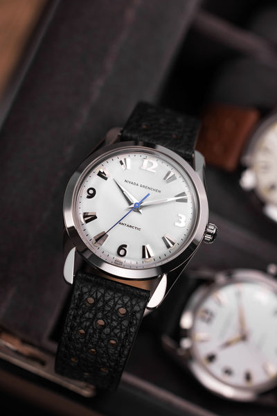 Antarctic 35mm - WHITE LUMINOVA - Nivada Grenchen