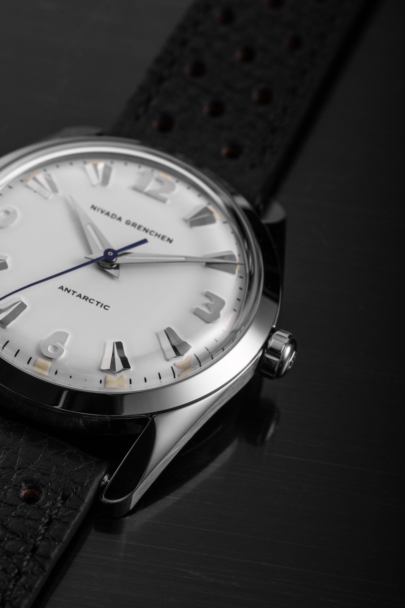 Antarctic 35mm - WHITE LUMINOVA - Nivada Grenchen