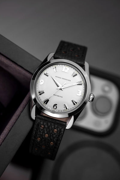 Antarctic 35mm - WHITE LUMINOVA - Nivada Grenchen