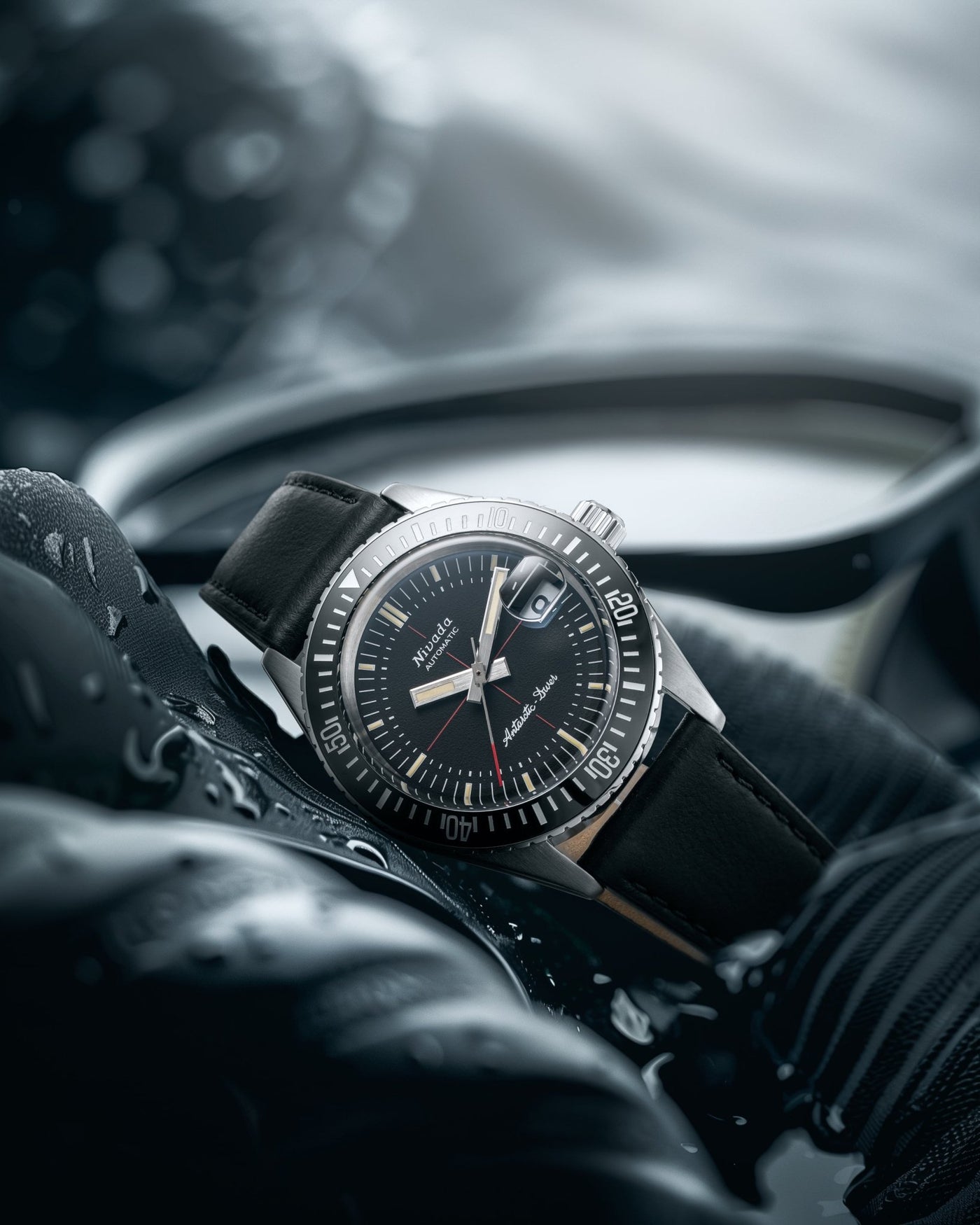 ANTARCTIC DIVER - Nivada Grenchen