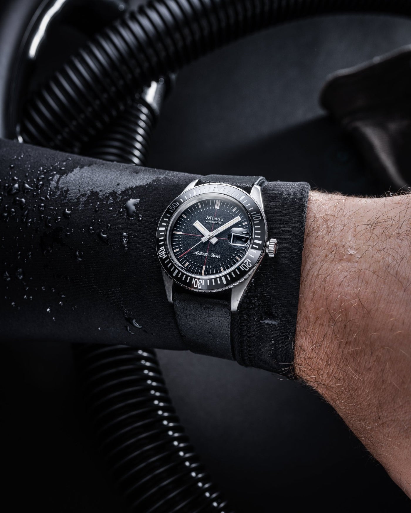 ANTARCTIC DIVER - Nivada Grenchen