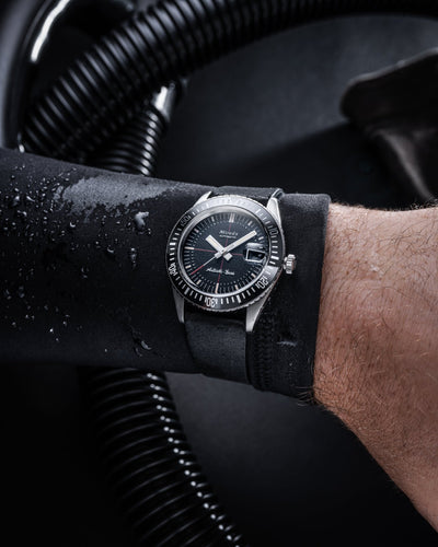 ANTARCTIC DIVER - Nivada Grenchen