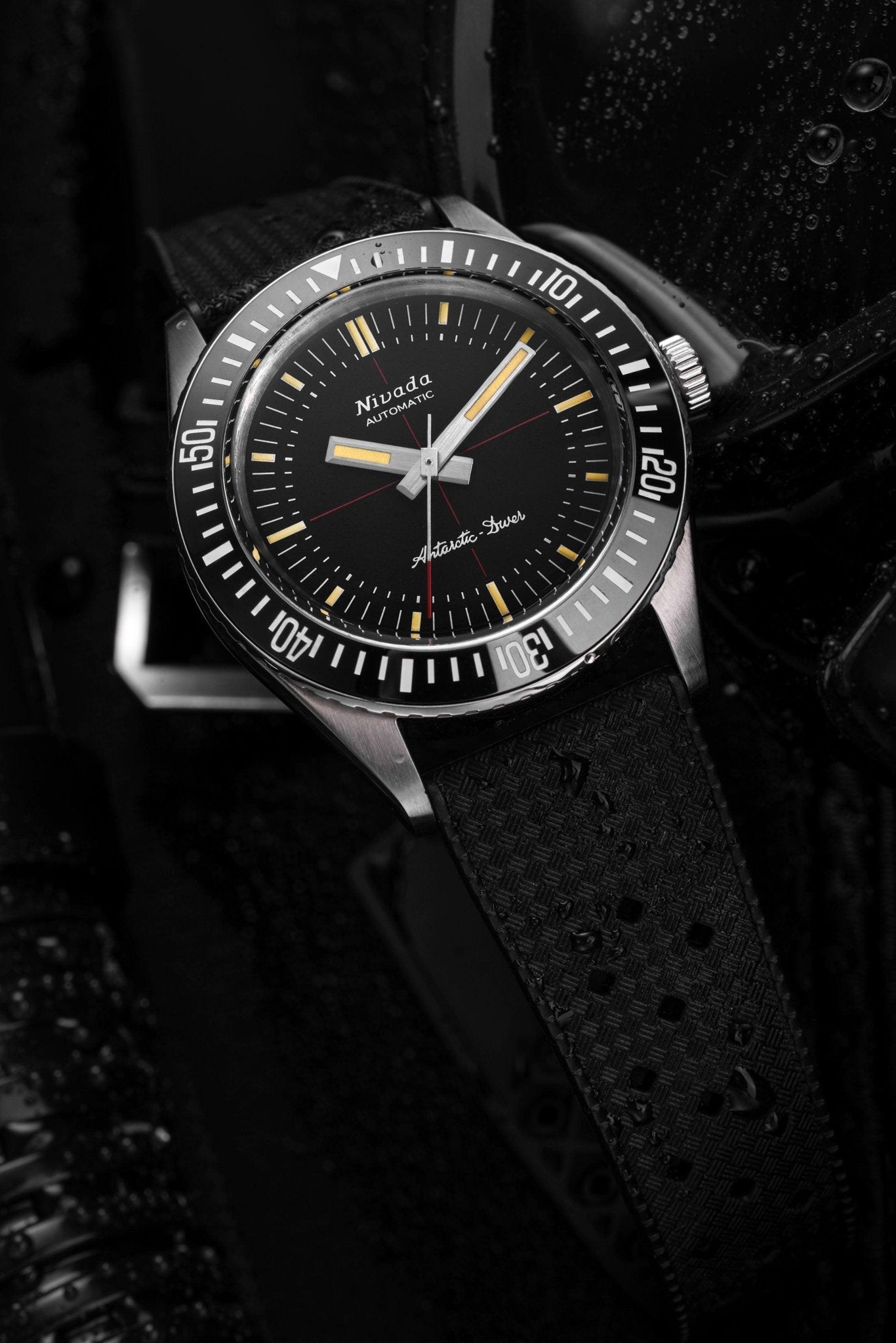 Antarctic Diver - Nivada Grenchen