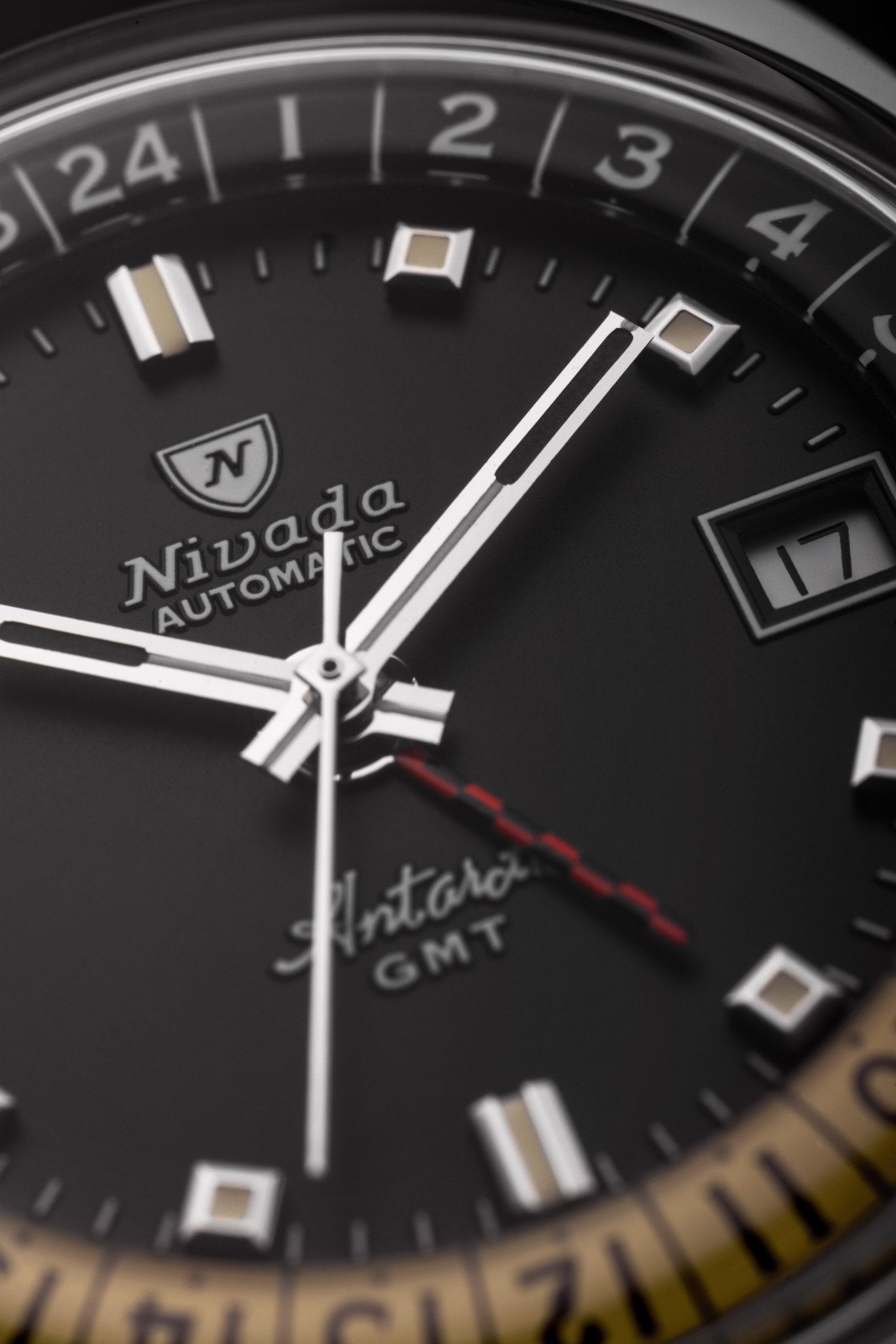 Antarctic GMT - Black - Nivada Grenchen