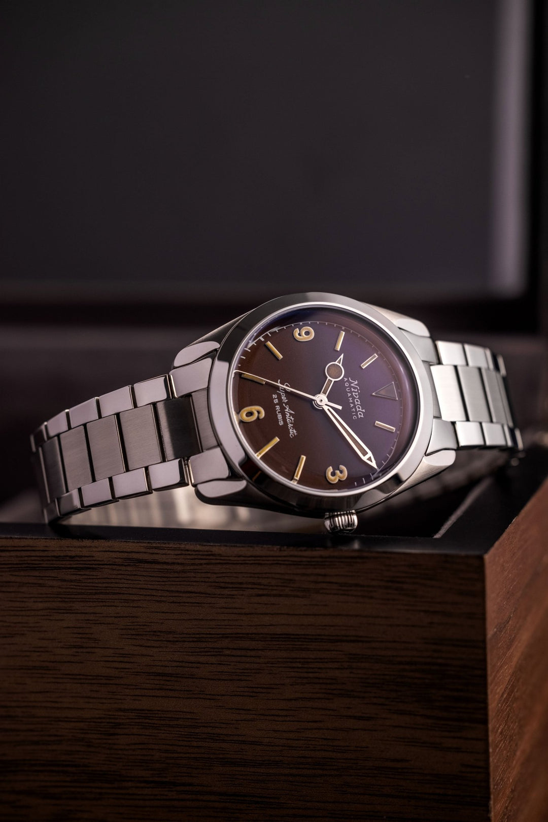 SUPER ANTARCTIC 3.6.9 TROPICAL – Nivada Grenchen