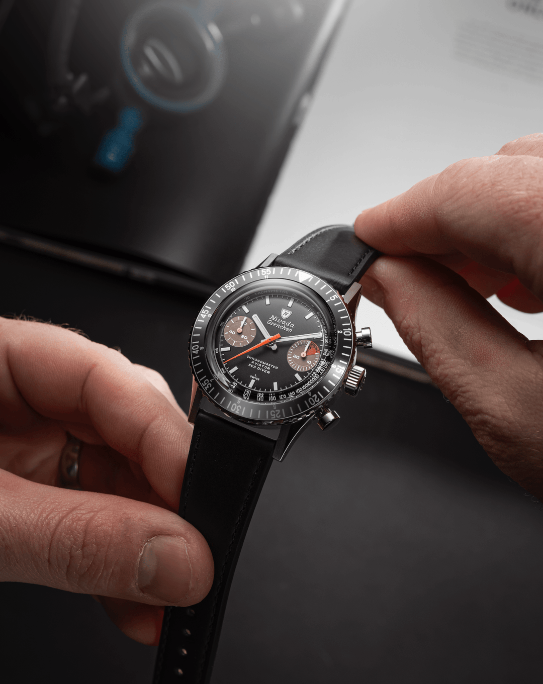 WHITE ORANGE BOY INTER.BEZEL 38mm - MANUAL – Nivada Grenchen