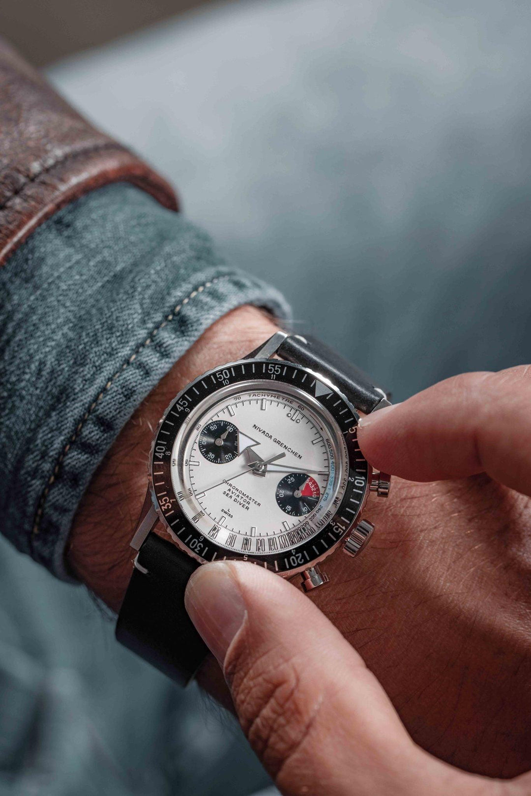 WHITE PANDA INTER.BEZEL 38mm - MANUAL – Nivada Grenchen